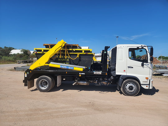 Skip Bin Truck With Skips Sydney Sutherland Shire